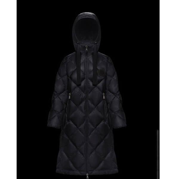 【入手困難 】MONCLER 偽物 ダウン DUROC ロゴ入 ロング丈 リボン付 3色 0931D20000C0459999